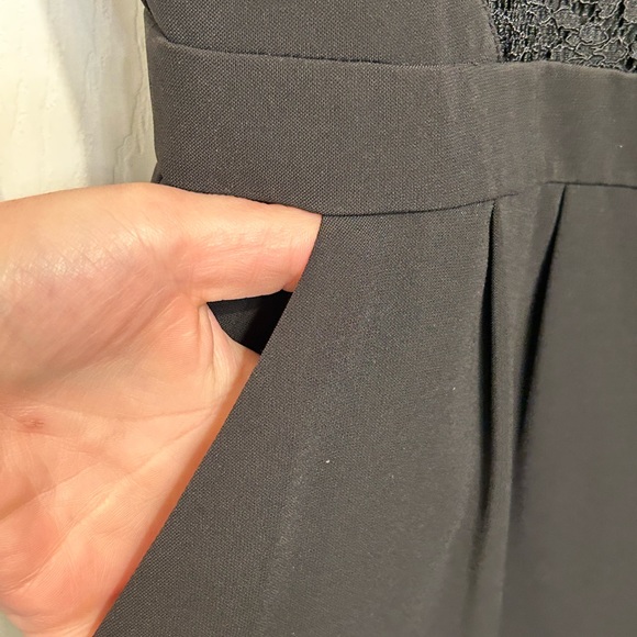 Like new Black Cap-sleeve Straight leg jumper 12 - Picture 5 of 5